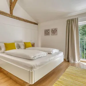 https://das-bachhaus.com-bavaria.com