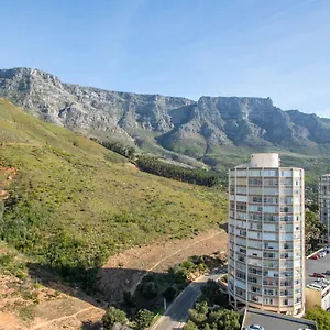 Disa Park 16th Floor With Views Apartment